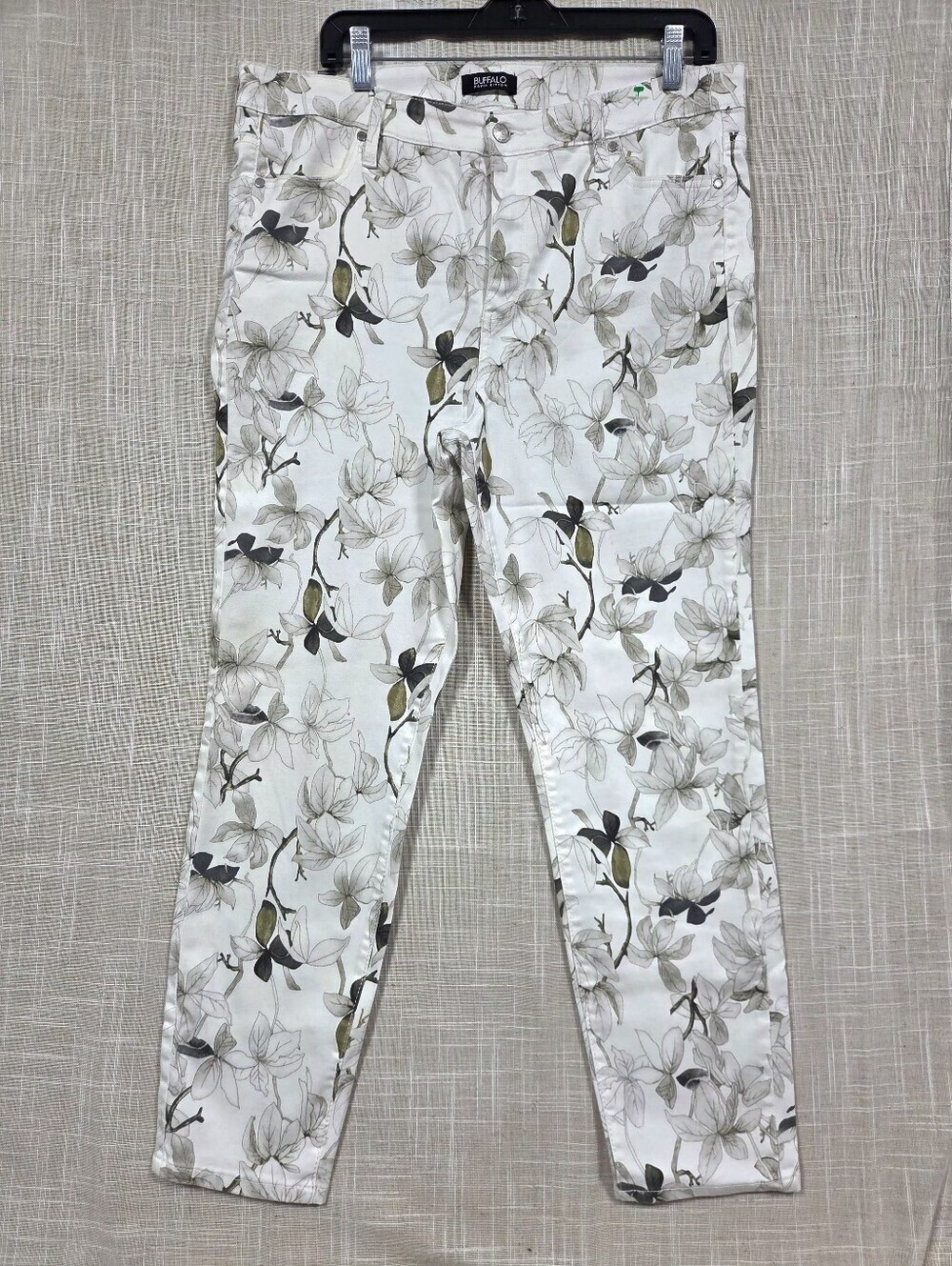 Buffalo David Bitton Women's High Rise Soft Stretch Ankle Skinny Jeans, 14/34.